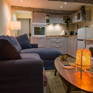  Appartement Vieille Neuf Et Cosy, Deux Chambres, 6 Couchages